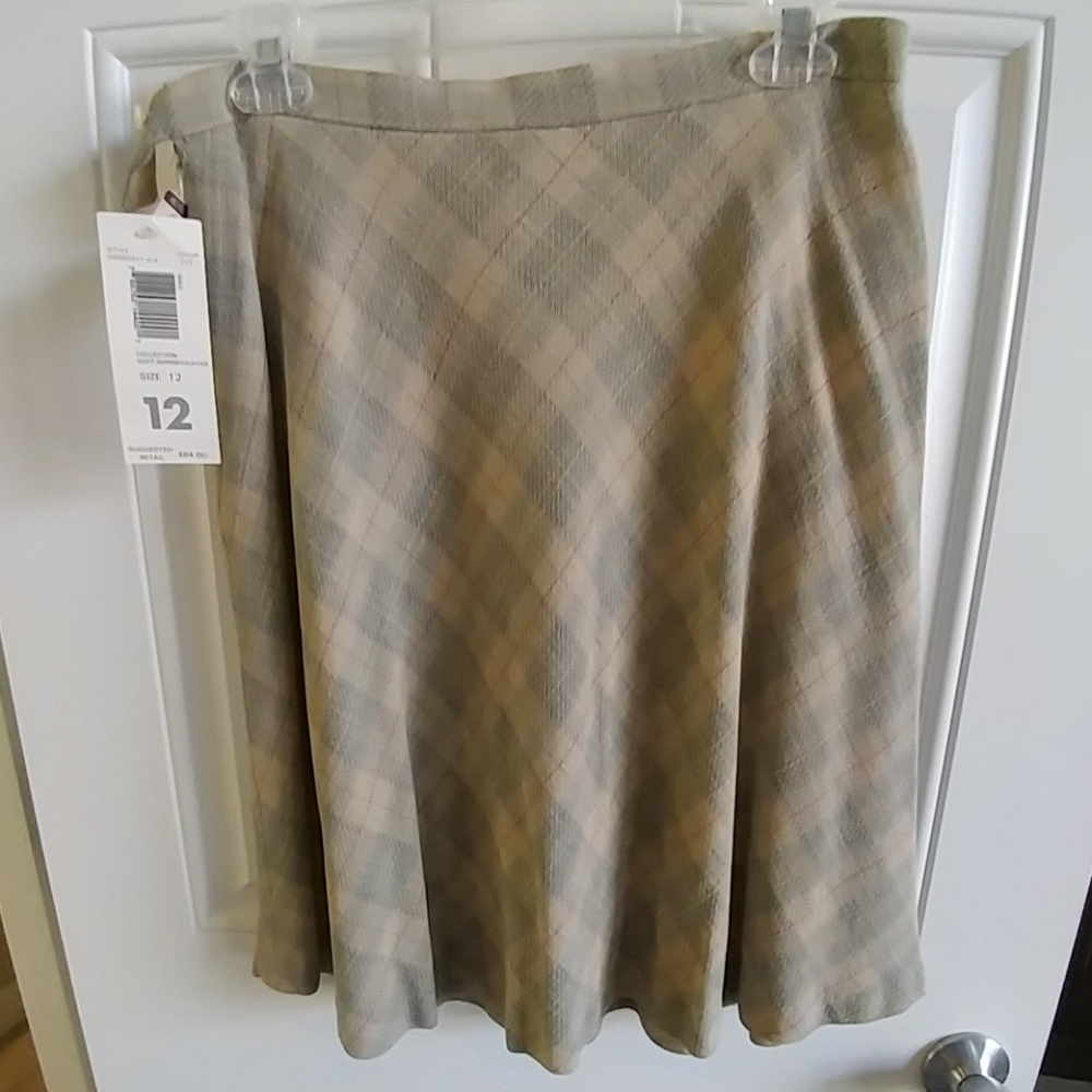 Lined plaid Liz Claiborne skirt career size 12